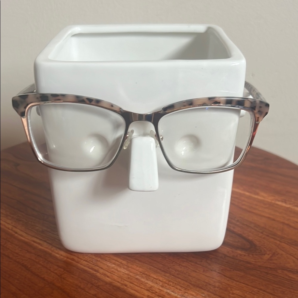 White Ceramic Face Planter to hold your glasses